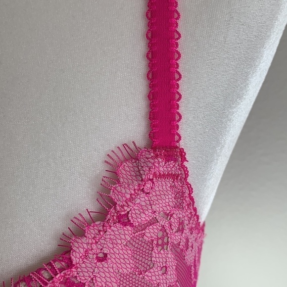 Victoria's Secret Dream Angels Push-up Bra Pink Floral 32D - Picture 2 of 15